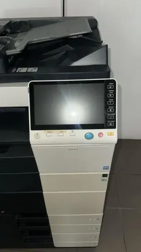 Copiadora konica minolta c454e