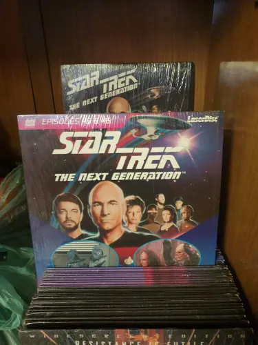 Star Trek The Next Generation - LaserDiscs