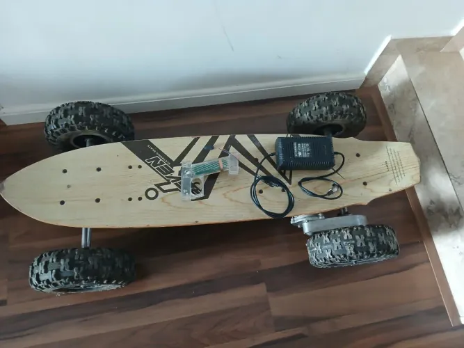 Skate elétrico 800W off-road (leia o anuncio)