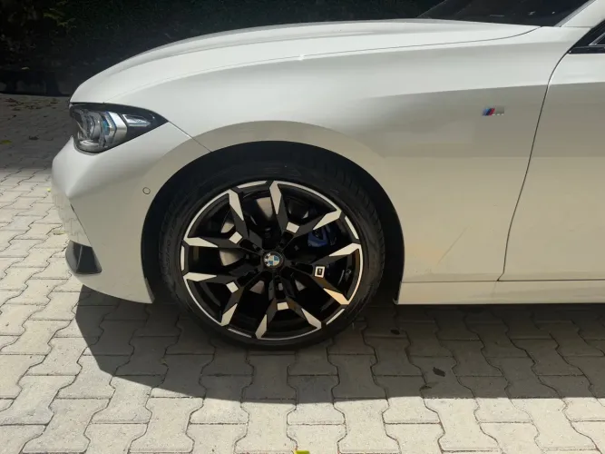 BMW 320I A 2.0 TB M Sport Activeflex 16V 4P 2025