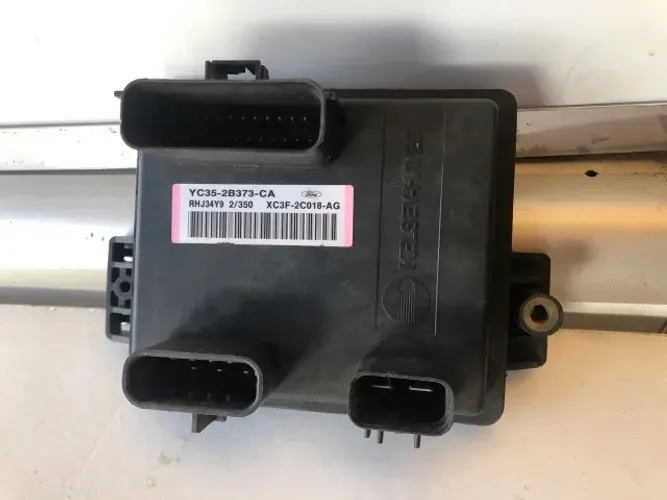 Modulo Valvula de controle freio ABS F250 / F350 99/12 YC352B373CA