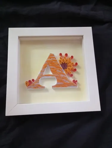 Quadro Decorativo Letra A em Quilling