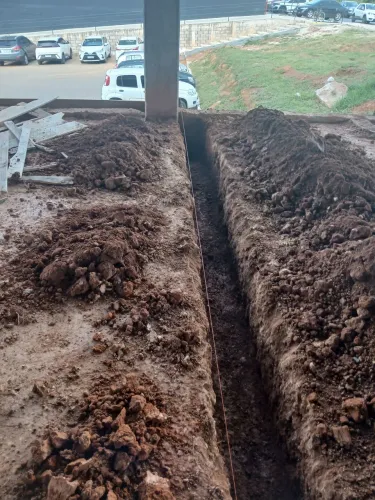 Cavamos fossa piscina sumido sapatas valas 