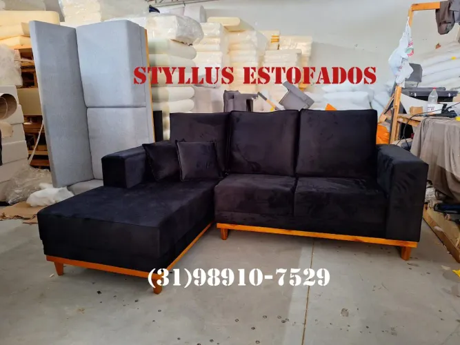 Sofá de canto preto elegante e confortável