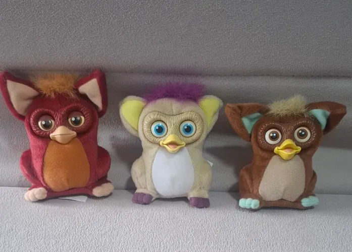 Bonecos Furby