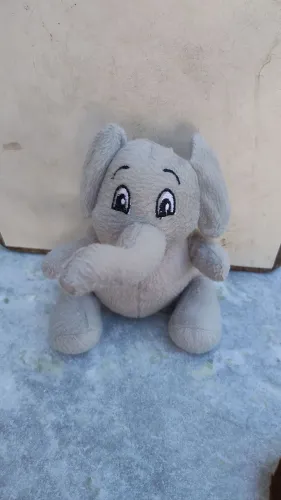 Elefante de Pelúcia