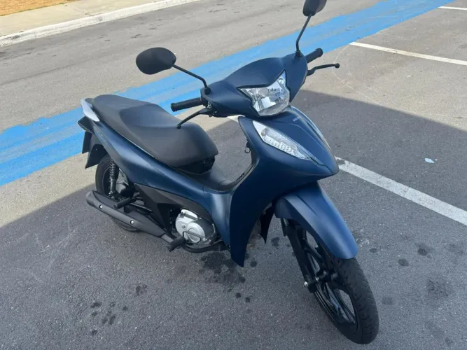 Honda Biz 125 EX 2024/2025 - 9.000 km