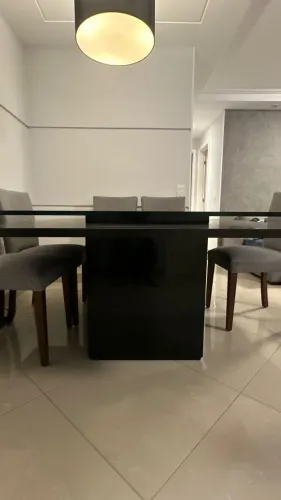 Linda mesa tampo de vidro 