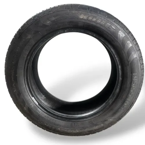 Pneu importado strong 195/55 r15 usado