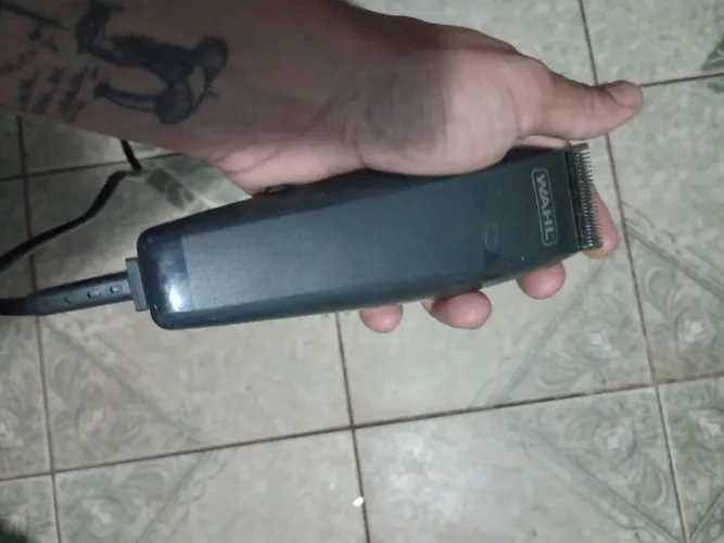 Máquina de corte de cabelo WAHL profissional