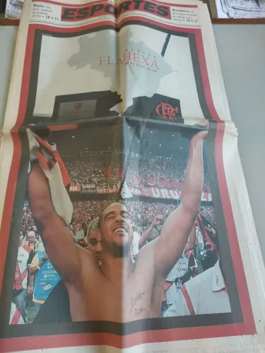 CADERNO DE ESPORTES JORNAL O GLOBO FLAMENGO HEXACAMPEÃO BRASILEIRO. 