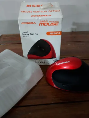 Mouse sem fio ergonômico