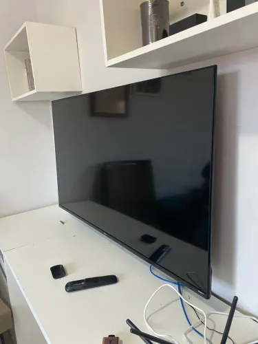 Smart TV Philco 50? 4K UHD Roku TV - Perfeita para Streaming