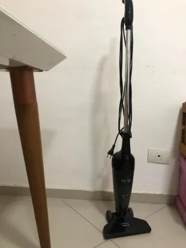 Aspirador de pó britania