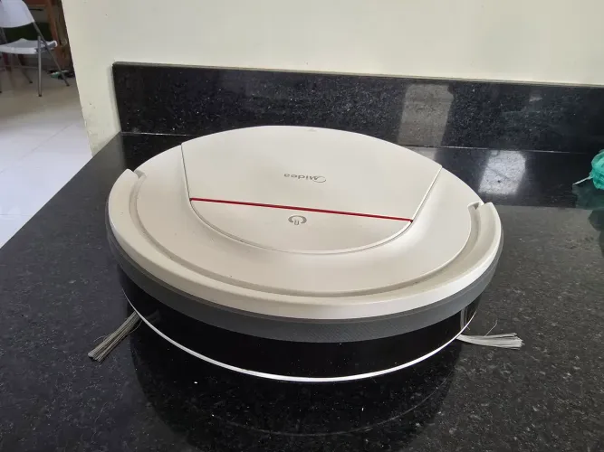 Aspirador de Pó Robô Midea
