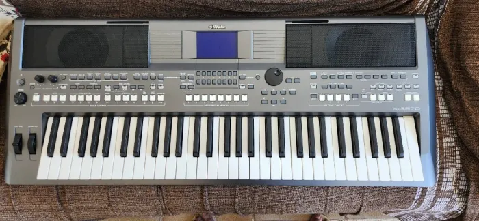 INSTRUMENTO MUSICAL