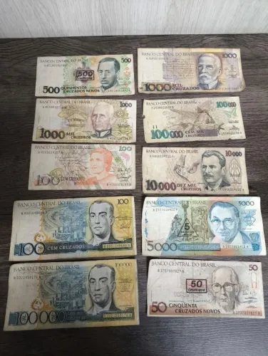 Coleção de cédulas antigas brasileiras