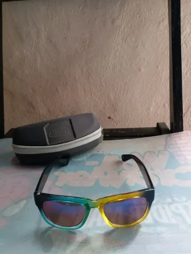 Óculos de sol Triton 