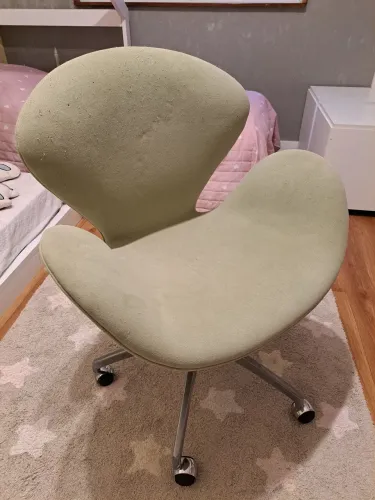 Cadeira Swan Suede