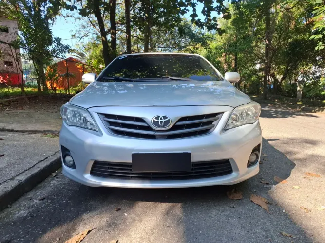 Toyota Corolla XEI 2.0 Flex 16V Aut. 2013