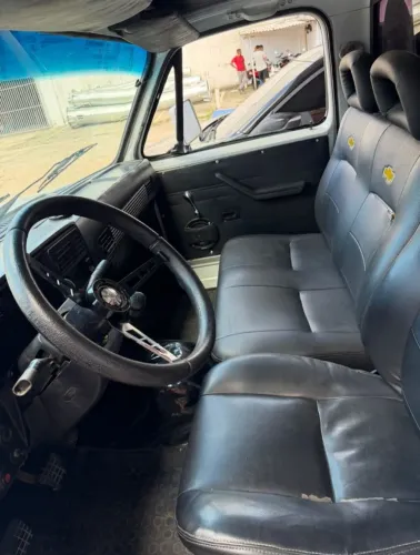 Chevrolet D-20 S / Luxe 3.9/4.0 Diesel 1993