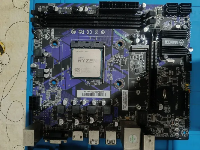 Placa-mãe Mancer A320MD-A + Processador AMD Ryzen 5 1500X