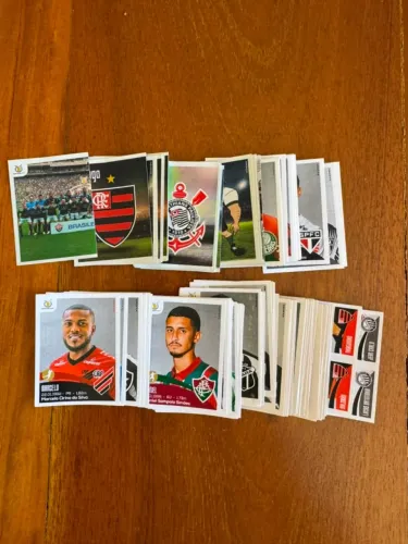 Lote 124 Figurinhas Brasileirão 2019 SEM REPETIDAS - Panini