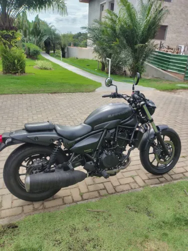 Moto Kawasaki Eliminator 500