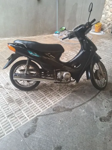 vendo moto usada valor 3.000 moto so pa roda