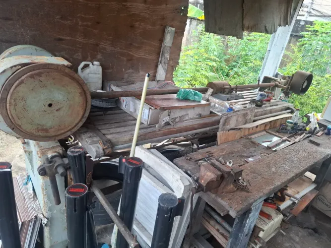 Lixadeira de cinta industrial