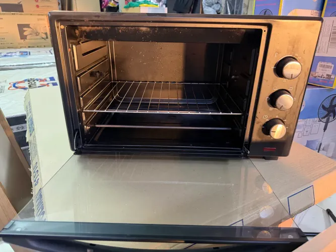 Forno elétrico 48 litros conservado e funcionando perfeitamente 