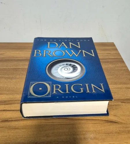 Livro Origin de Dan Brown em inglês original capa dura edição especial