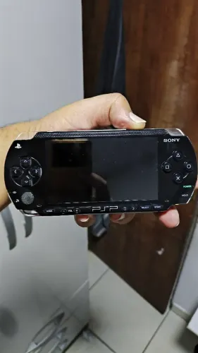 PSP 1001original Sem Bateria e sem Carregador Acompanha GTA Vice City