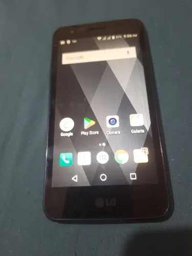 Smartphone lg k4 2017 x230 8gb 1 de ram usado