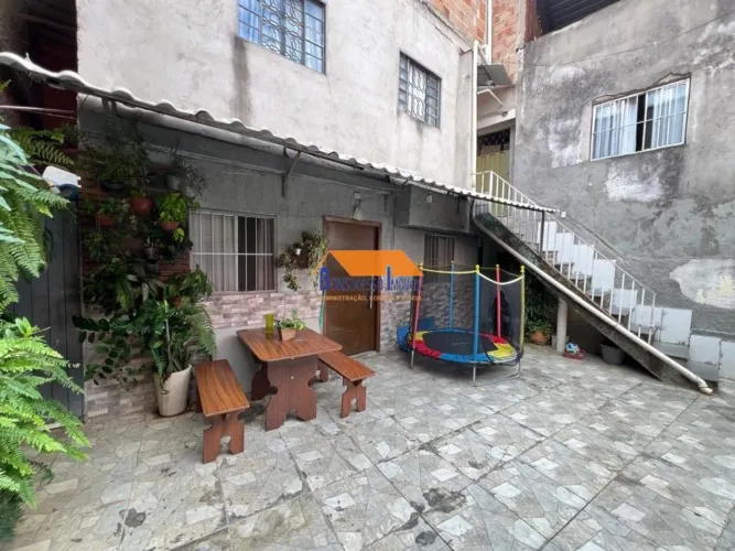 3 casas Bairro Vista Alegre em Belo Horizonte