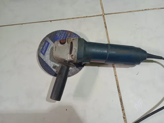 Esmelhiradeira 