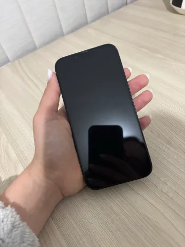 iPhone 13 - 256GB