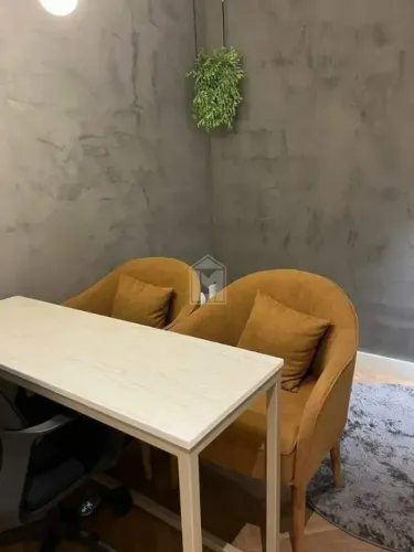 Lívia Machado Aluga  Sala Comercial de 33M² em Vila Velha