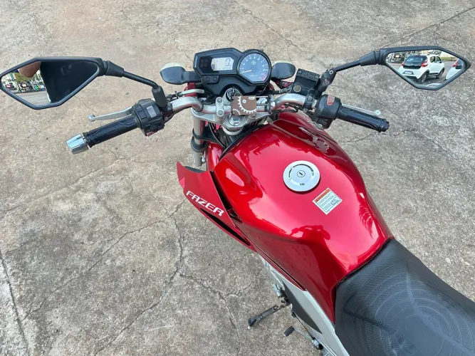 Fazer 250