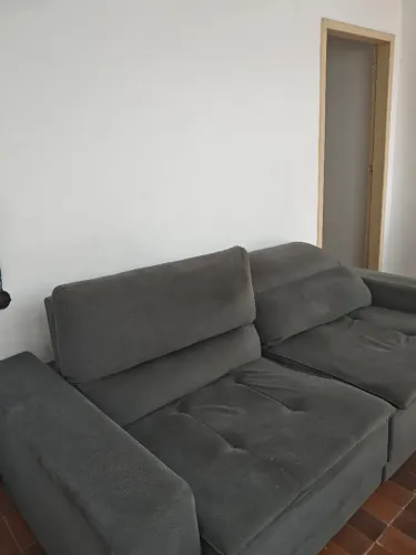 Sofá retrátil 3 lugares 2,20m