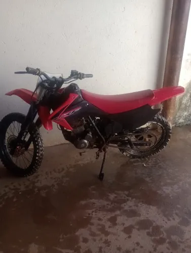 Moto de trilha NX200