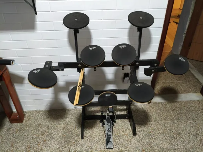 Bateria praticável + Pedal para bumbo