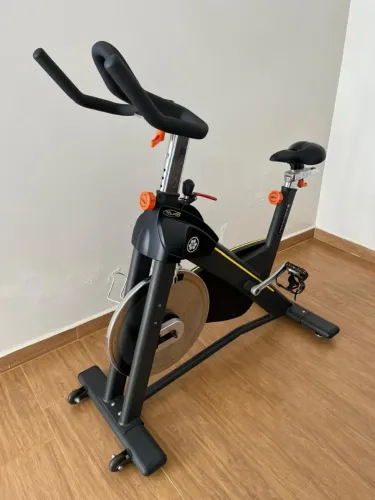 Bicicleta spinning movement 