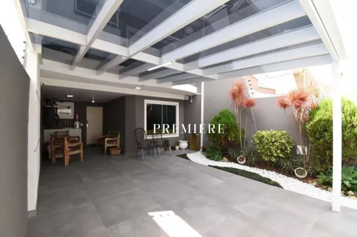 Casa com 3 dormitórios para alugar, 170 m² - Santa Felicidade - Experimente o Atendimento