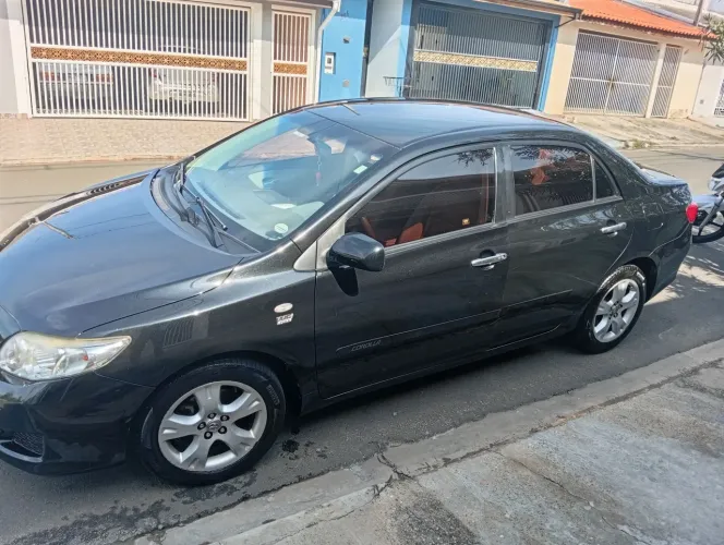 Toyota Corolla GLI 1.8 Flex 16V Mec. 2011