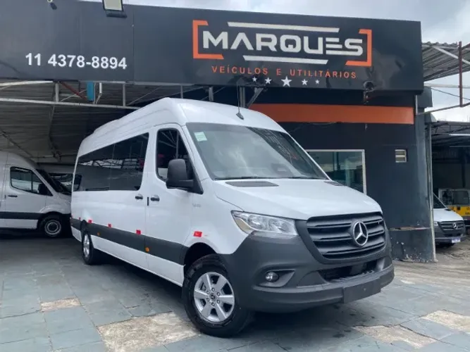 Mercedes-Benz Sprinter 417 Van L.t.a. 16L Diesel (e6) 2026