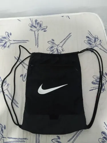 Bolsa de costas Nike com cordão