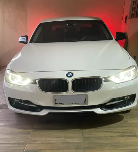 BMW 320I A 2.0 Turbo/activeflex 16V 184cv 4P 2013