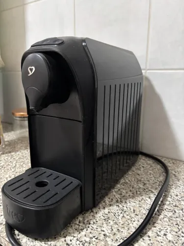 3 Corações Cafeteira Capsula Espresso e Multibebida Passione Preta