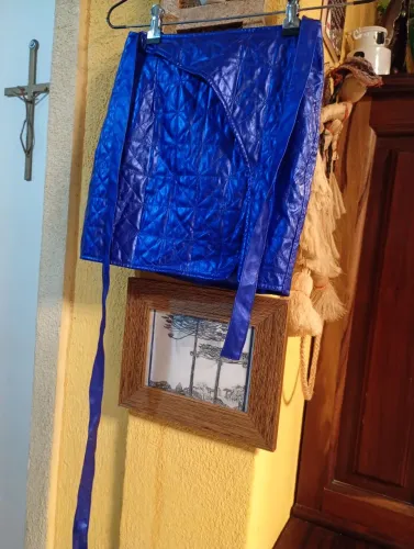 Saia azul transpassada em corino P ( NOVA)OB